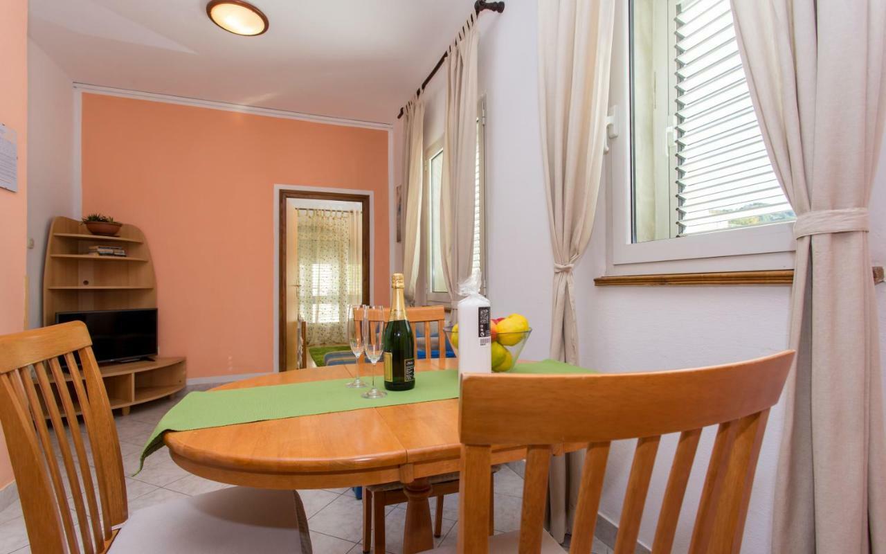 Apartments Luka 2 Baška Buitenkant foto