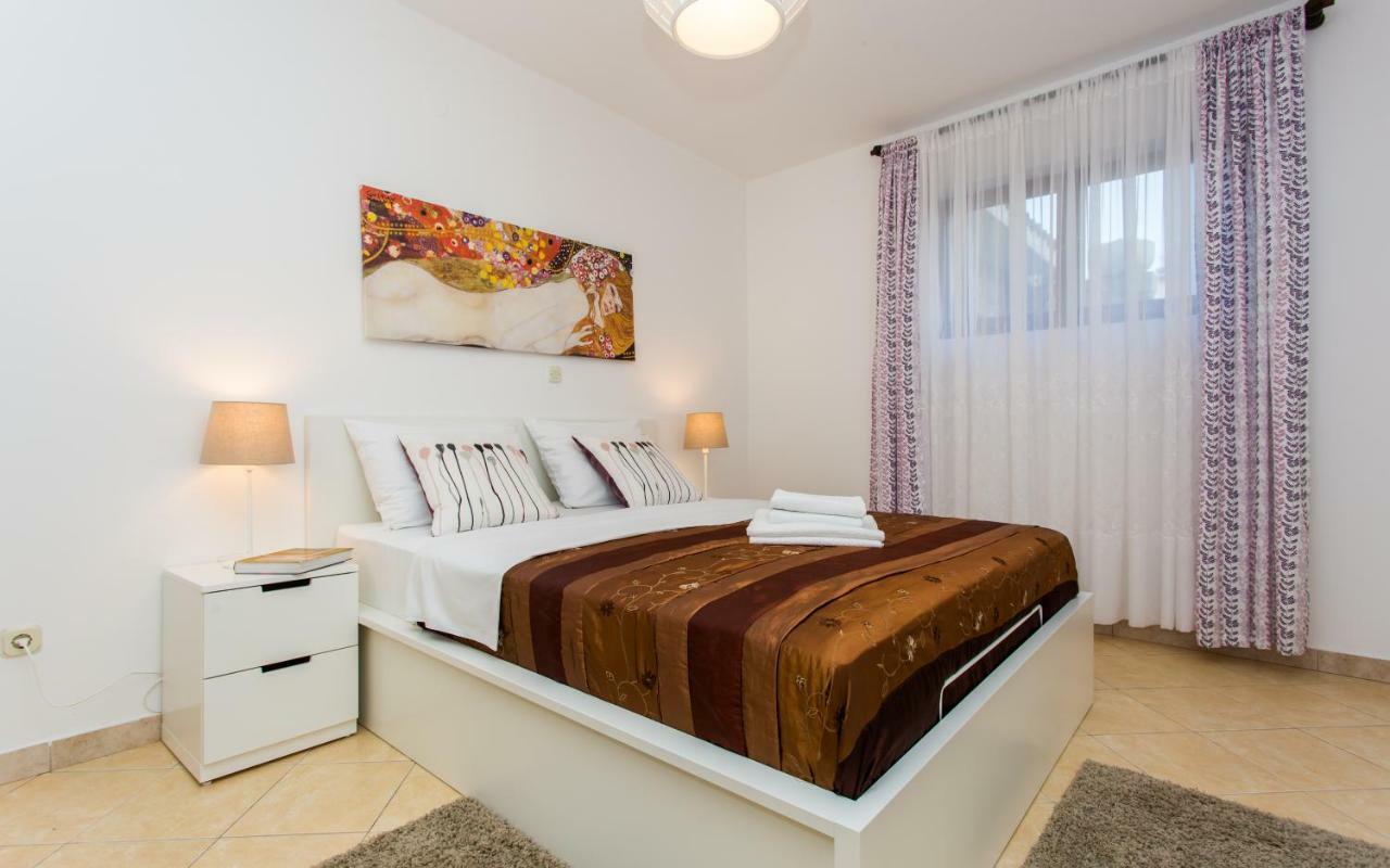 Apartments Luka 2 Baška Buitenkant foto