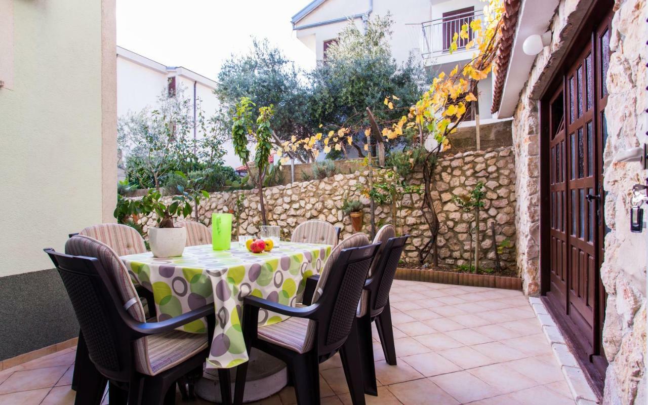Apartments Luka 2 Baška Buitenkant foto