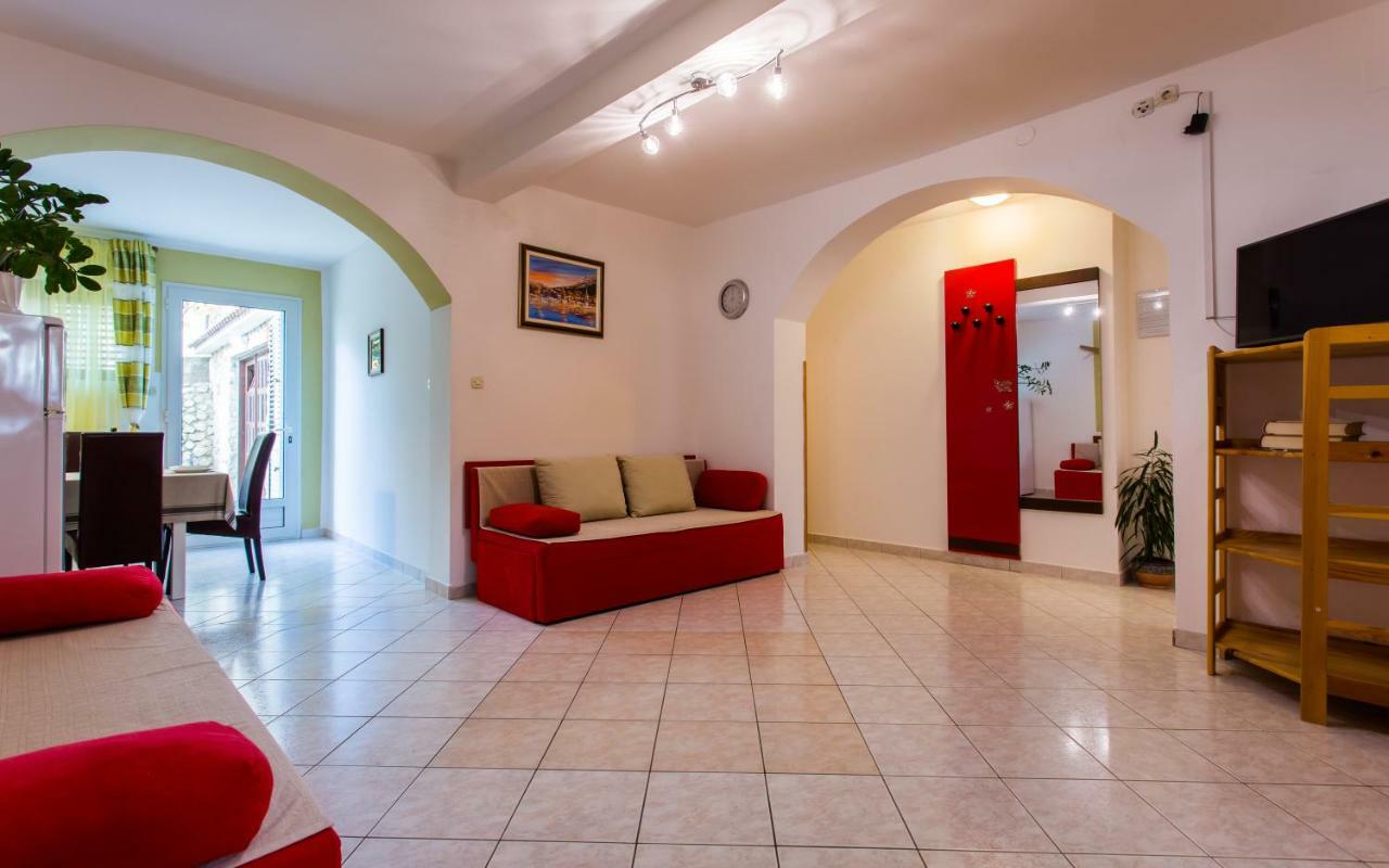 Apartments Luka 2 Baška Buitenkant foto